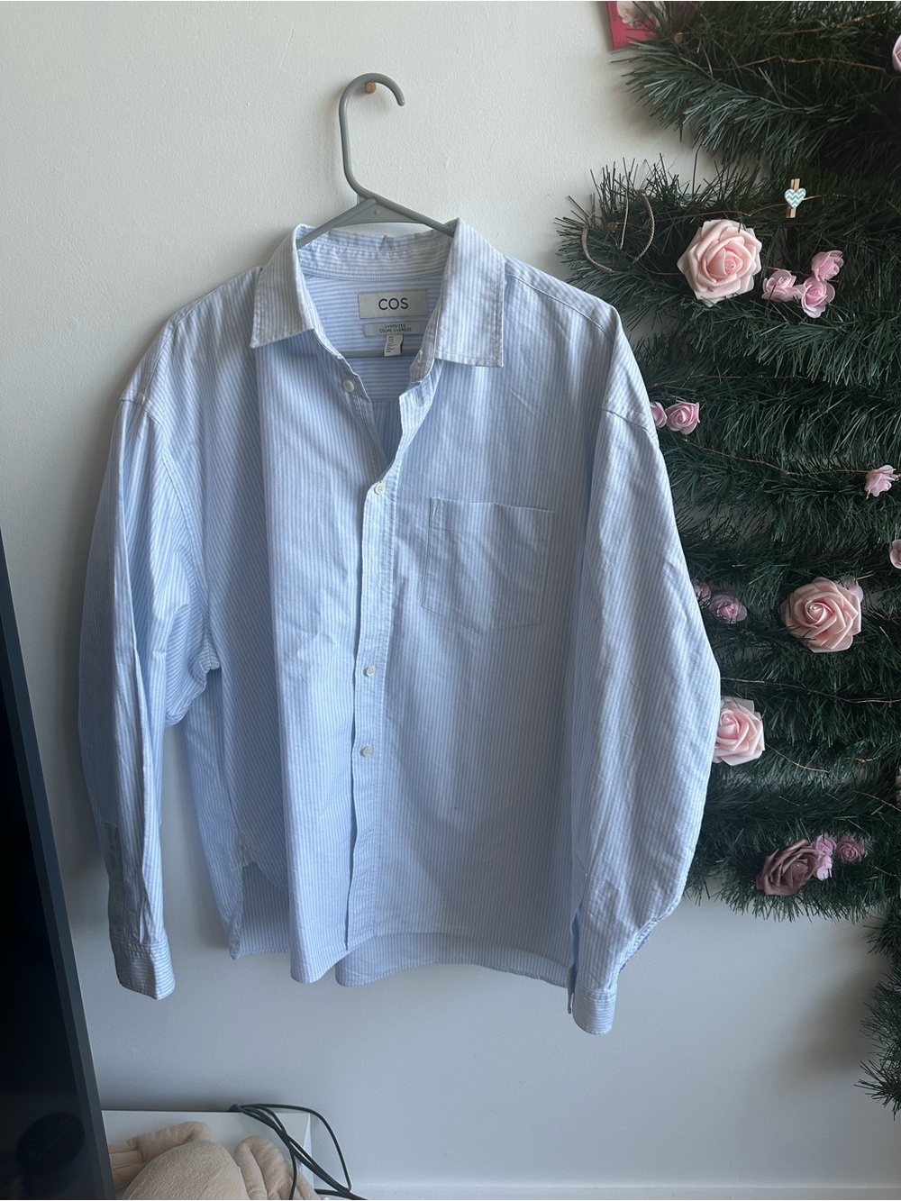 COS Men's Blue and White Pinstripe Shirt - oversized coupe oversize